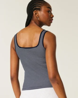 Tricou fără cusături, cu gât pătrat, din țesătură cu nervuri Tricou fără cusături, cu gât pătrat, din țesătură cu nervuri