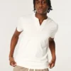 Tricou Henley cu mâneci scurte și decolteu rotund Tricou Henley cu mâneci scurte și decolteu rotund