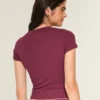 Tricou pentru bebeluși cu imprimeu Naughty But Nice Tricou pentru bebeluși cu imprimeu Naughty But Nice