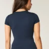 Tricou pentru bebeluși din țesătură moale, elastică, fără cusături Tricou pentru bebeluși din țesătură moale, elastică, fără cusături